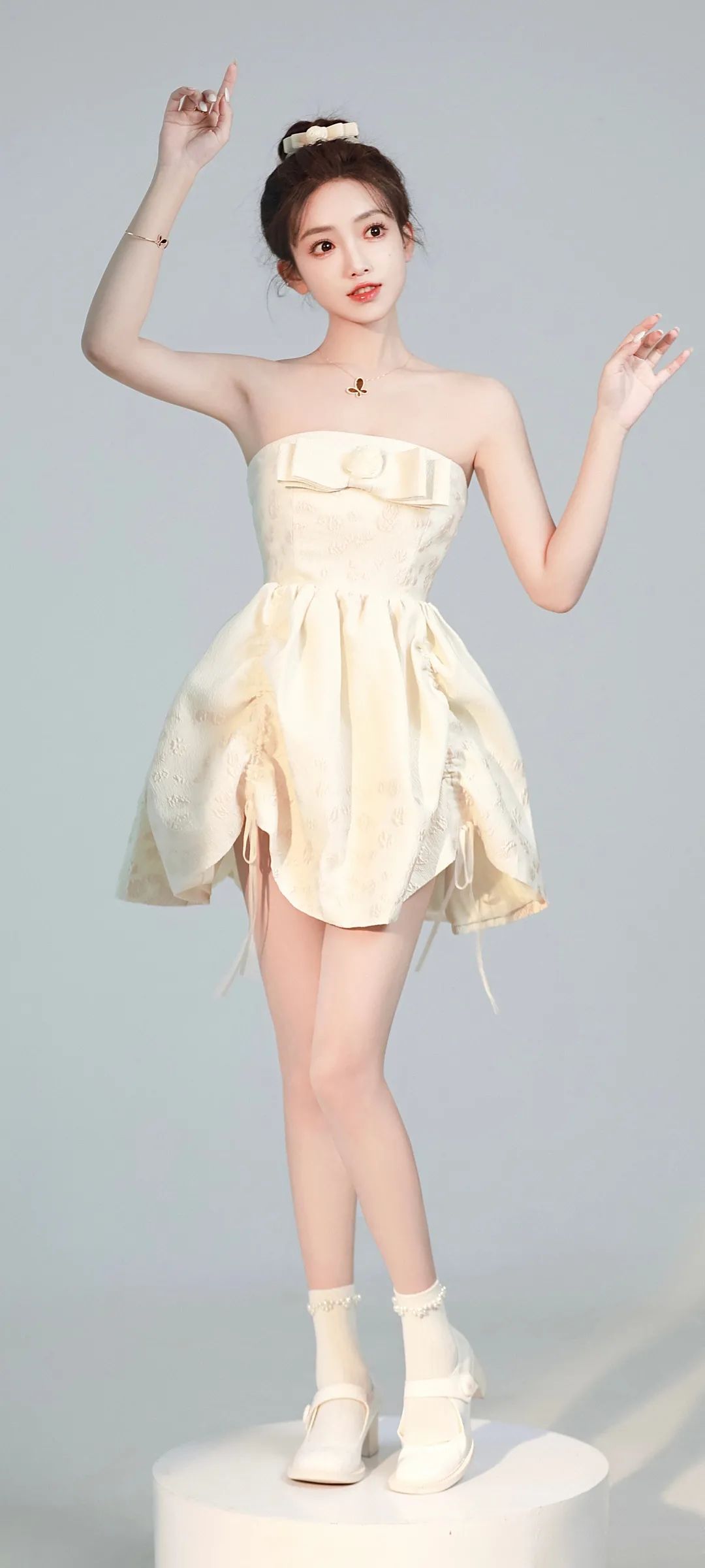 靓丽清纯美女手机壁纸