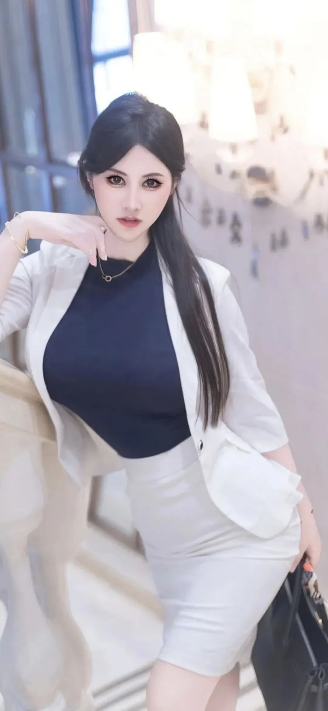 职场丽人时尚手机壁纸
