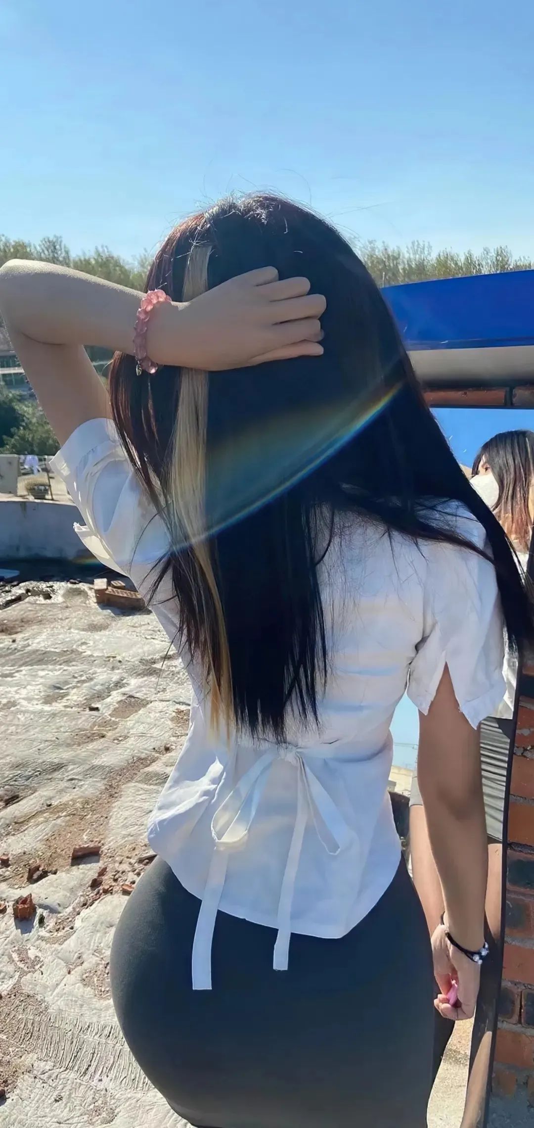 极品身材美女背影手机壁纸