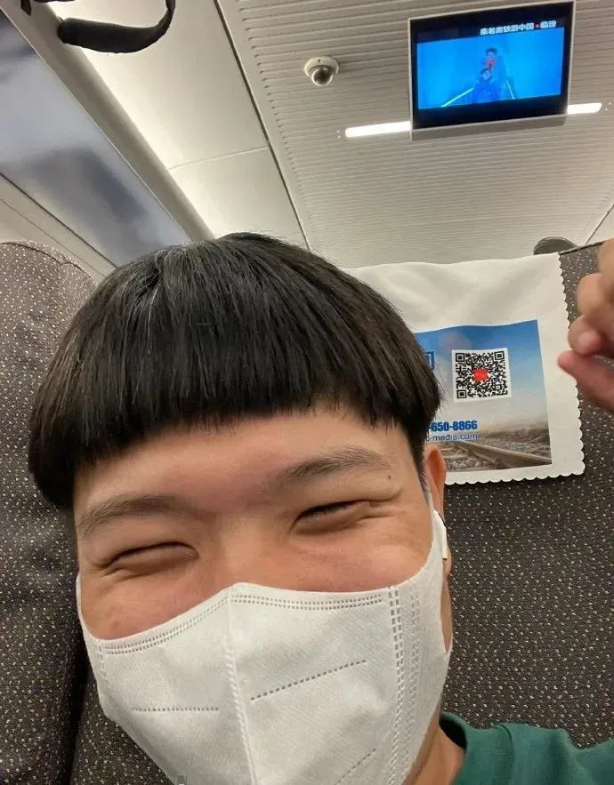 你是不是跟学校的托尼老师有仇啊