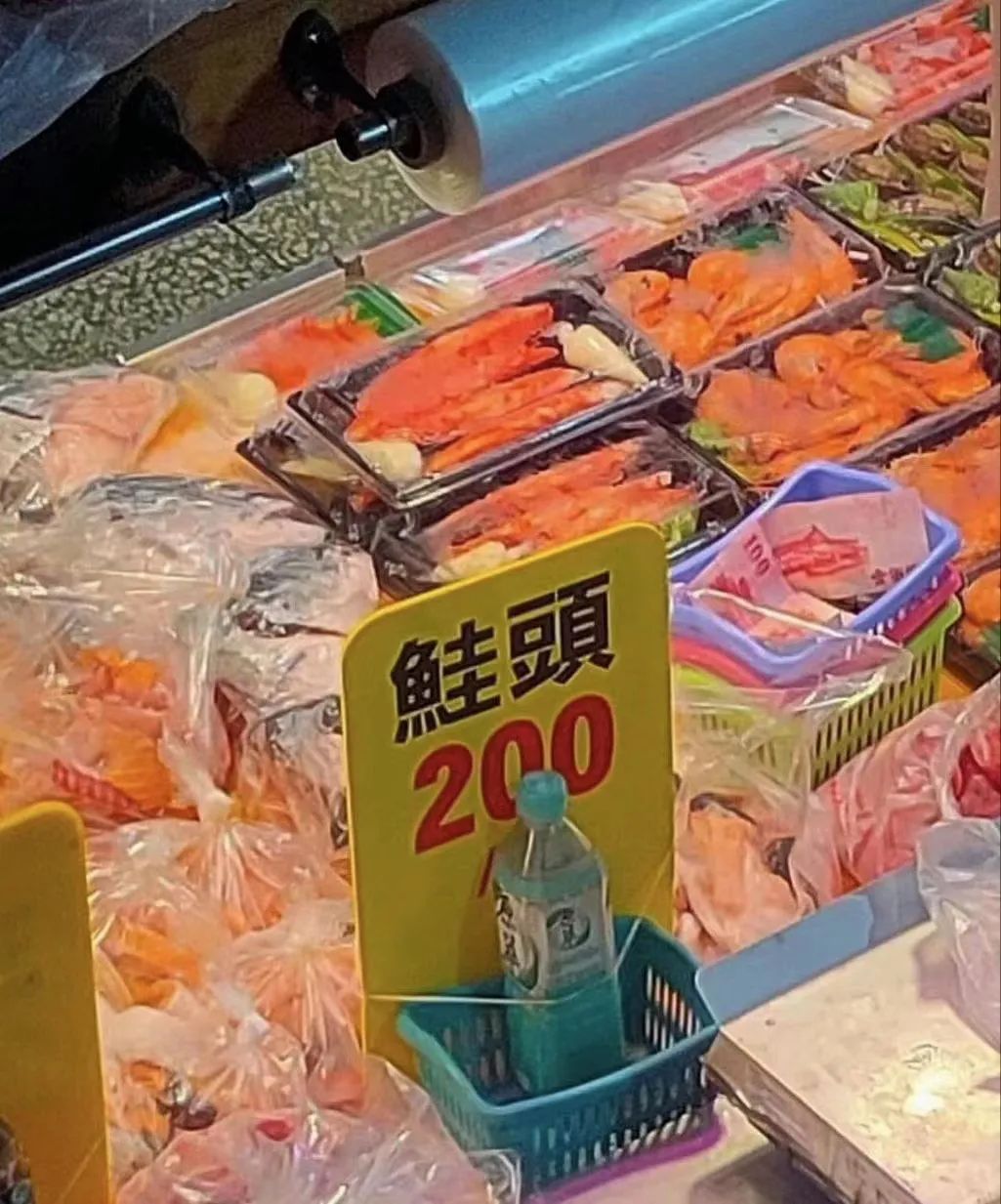 价格还挺亲民的哈