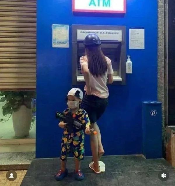 这防范意识很强啊！