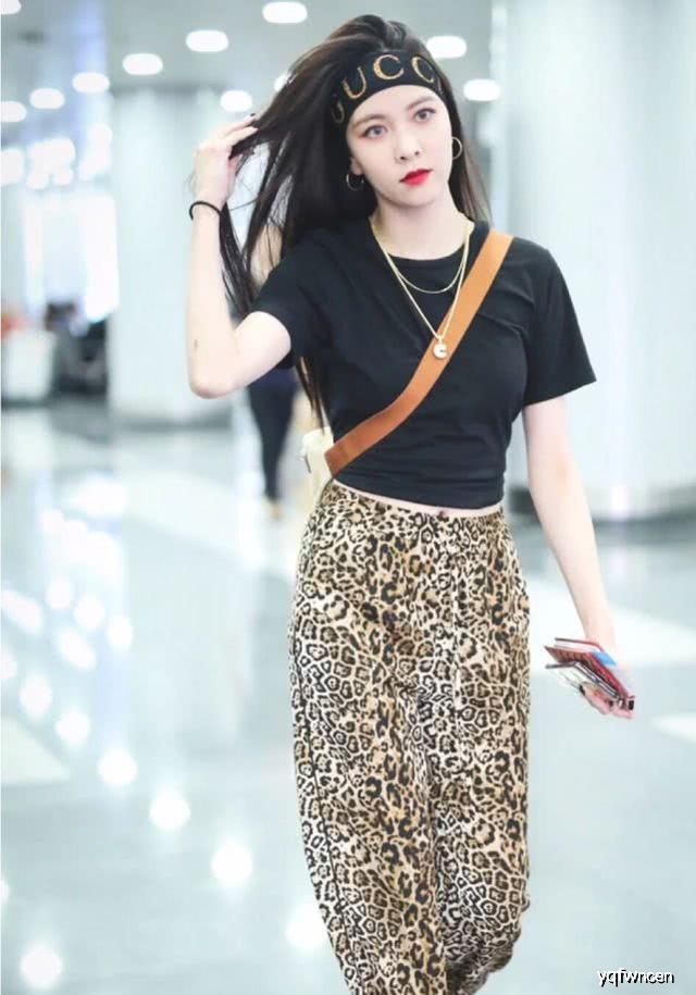 宋妍菲靠着穿衣是吊打了多少女星?重点是素颜都能赢,厉害了