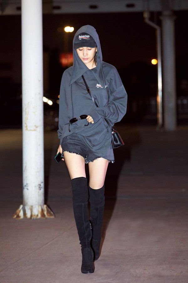 王子文少女感十足，潮得很有范儿啊