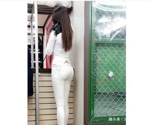 微胖小姐姐穿搭打底裤好有魅力,沉淀的质感深得人心