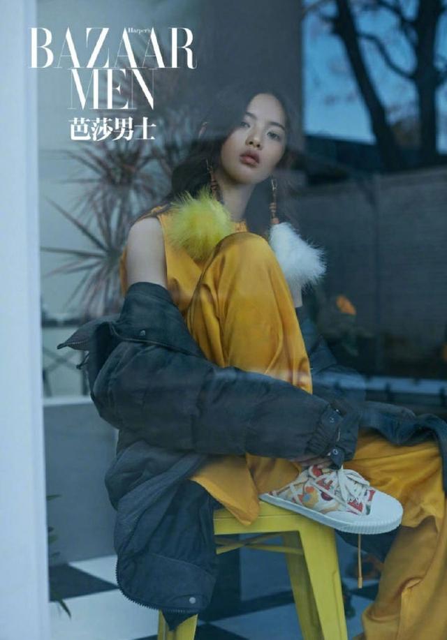 火箭少女齐拍封面大片!徐梦洁可爱到犯规,傅菁直接穿“塑料”!