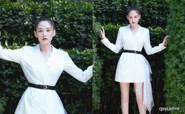 40岁陈乔恩不“装嫩”也能活成20岁的样子，气质好到让人嫉妒