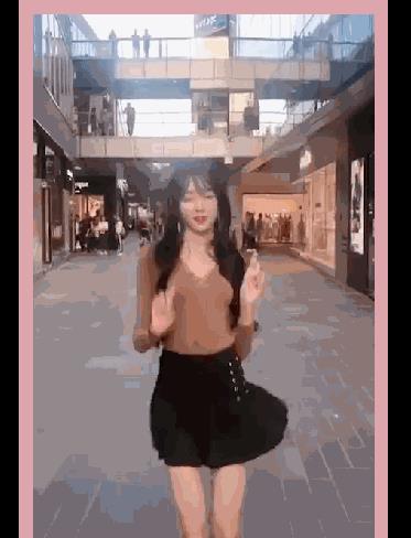 姑娘们请认认真真的化妆吧!不然,你真的就美不过男生了
