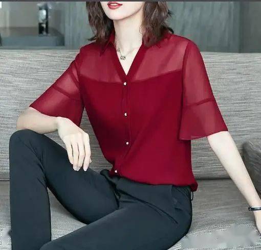 衣服买精不买贵，今年流行“番茄衫+卡普里裤”，特别适合670后