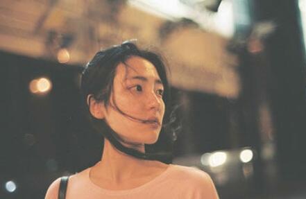 形容一个人落寞的伤感说说
