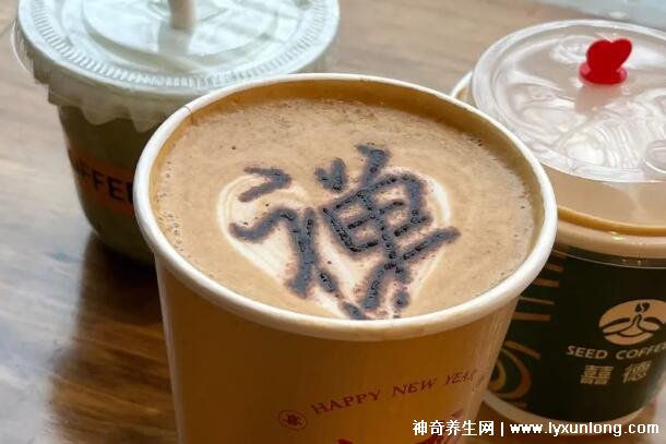 为什么年轻人爱上寺庙咖啡